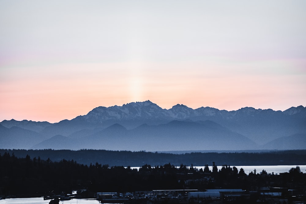 silhouette of mountains during daytime