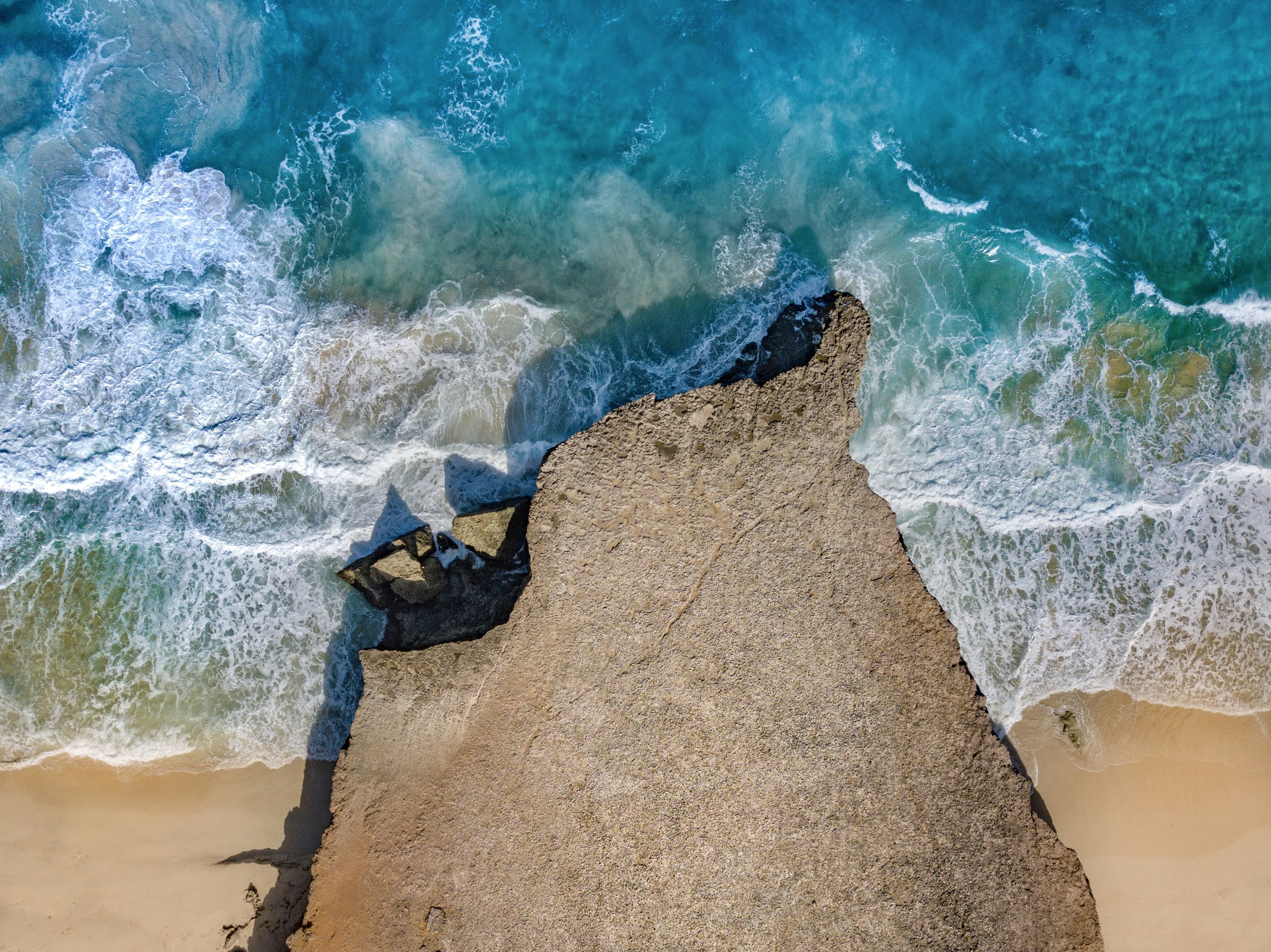 Photo by rabihshasha