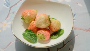 Berry Delight Bowl