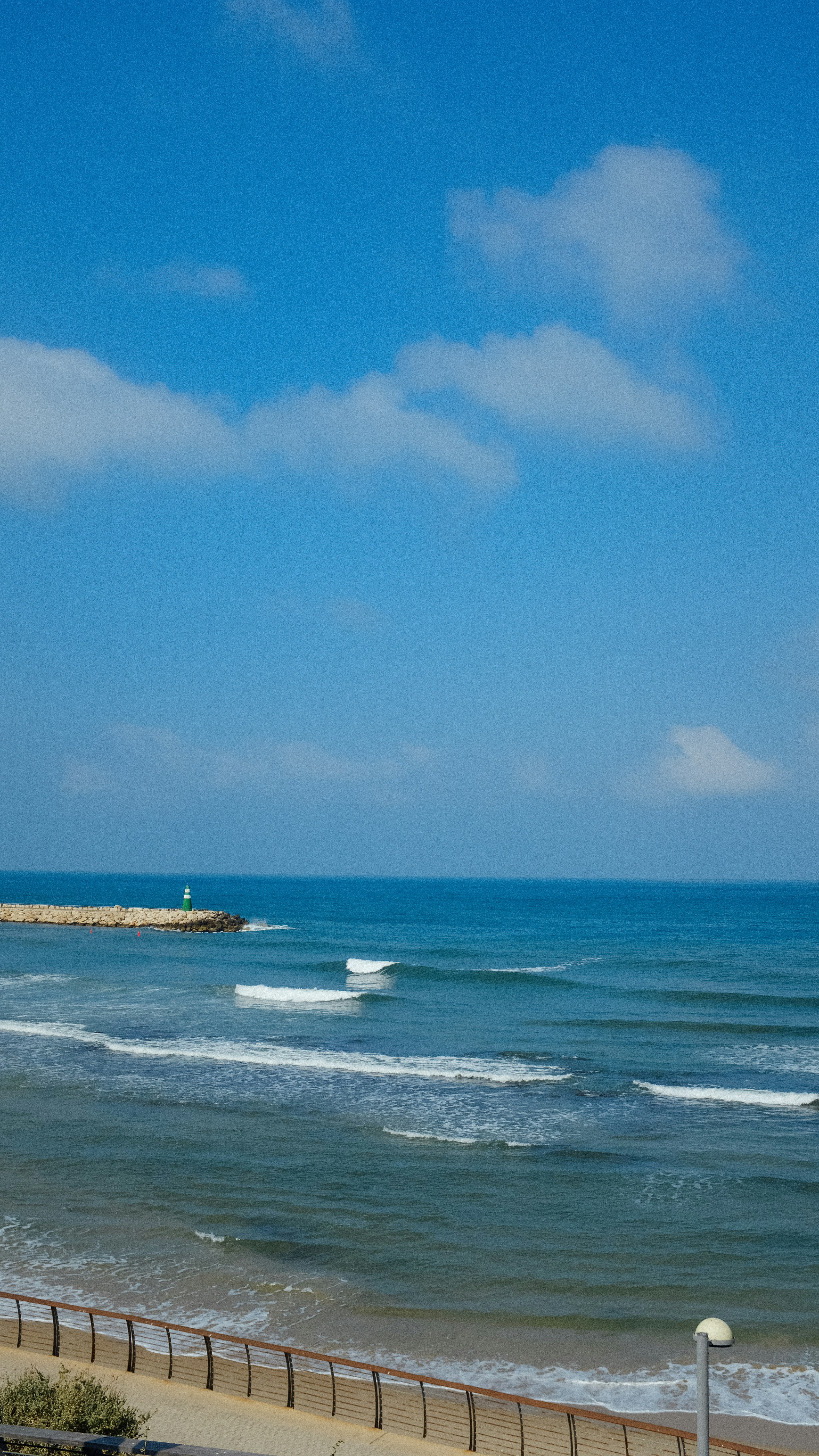 Photo by chenhanozel