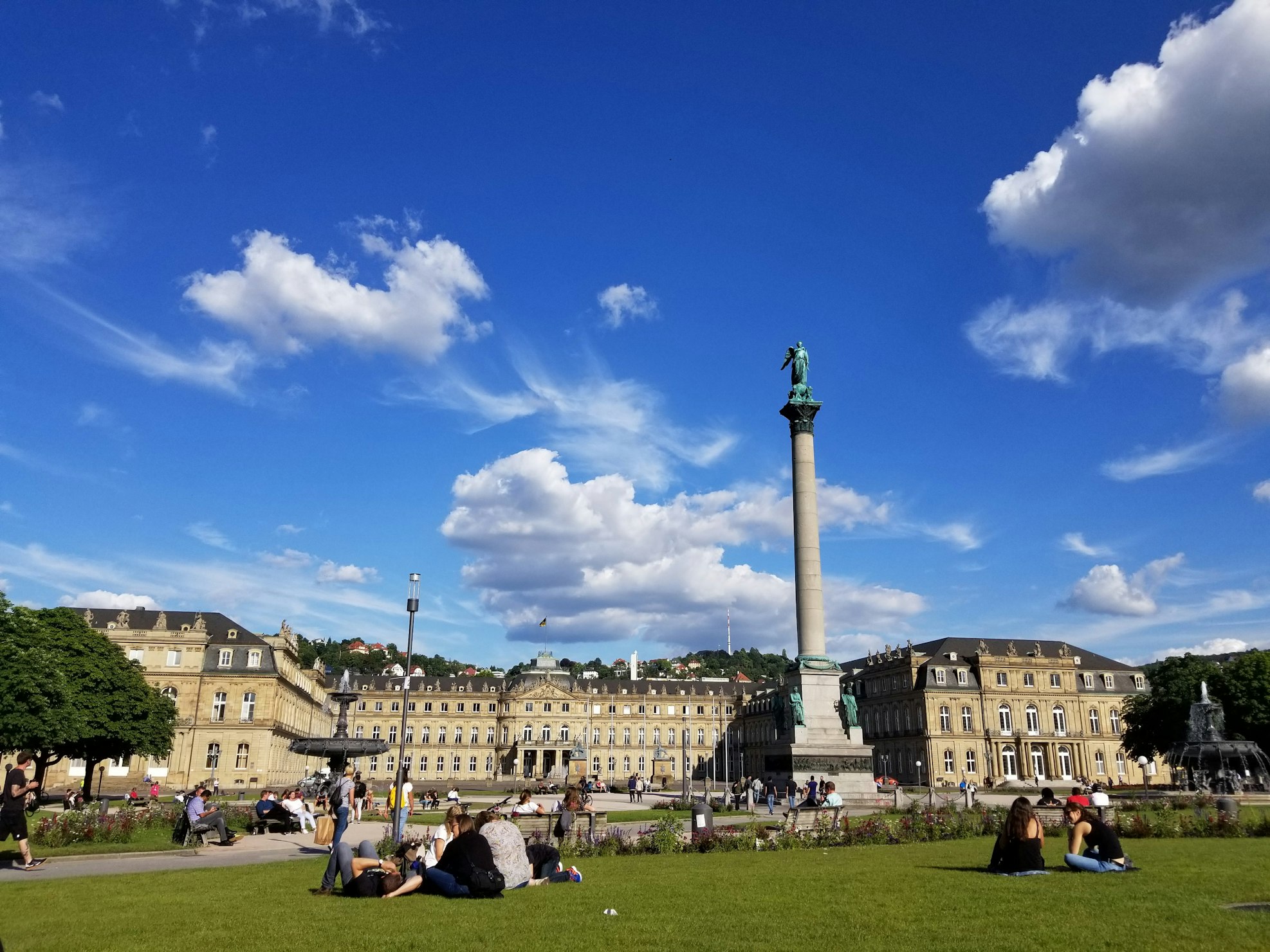 Καλοκαίρι στη Στουτγάρδη: Ποιες εκδηλώσεις αναβάλλονται λόγω EURO
