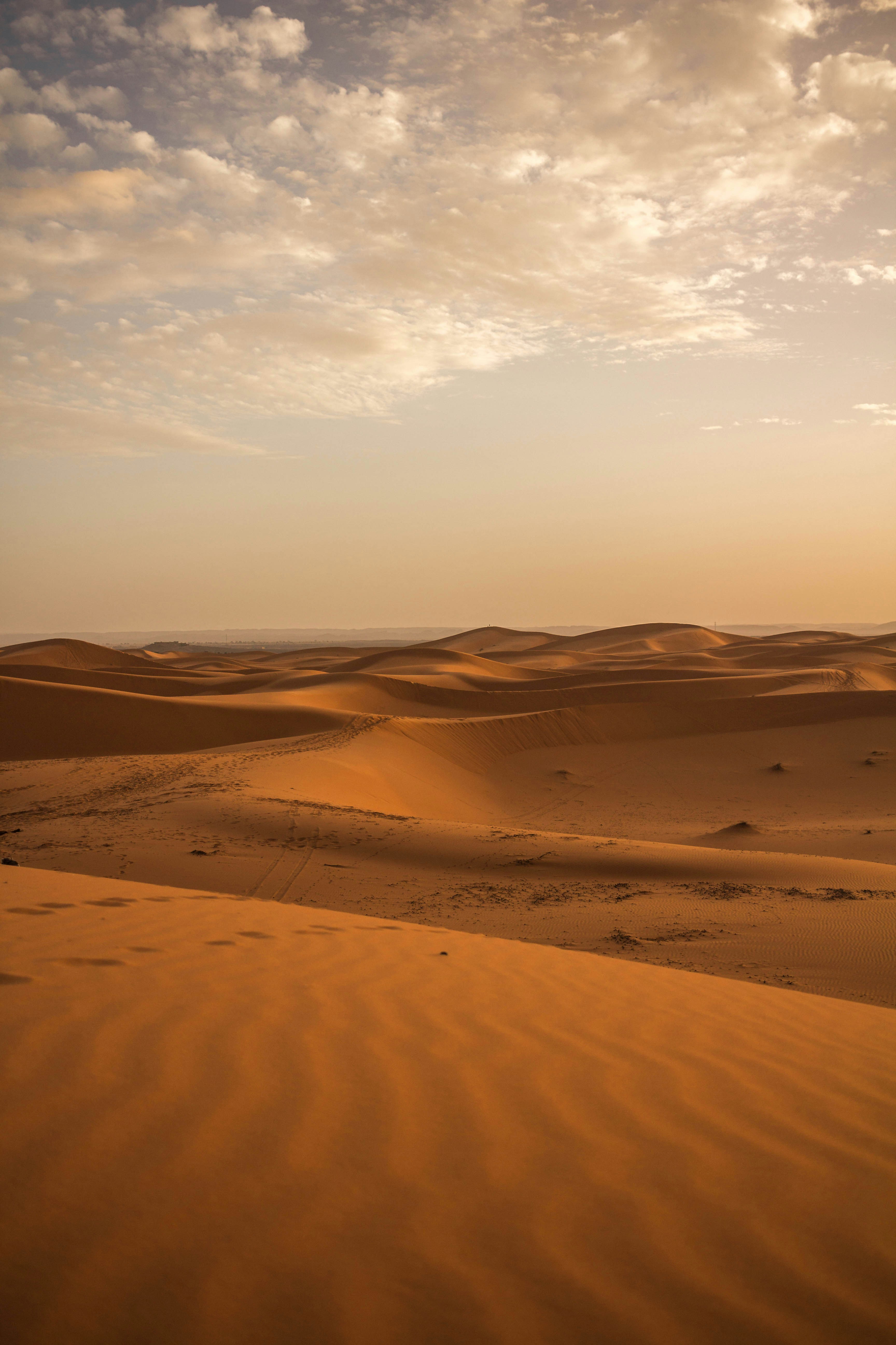 hd desert background on 350 Beautiful Sahara Desert Pictures Africa Download Free Images On Unsplash