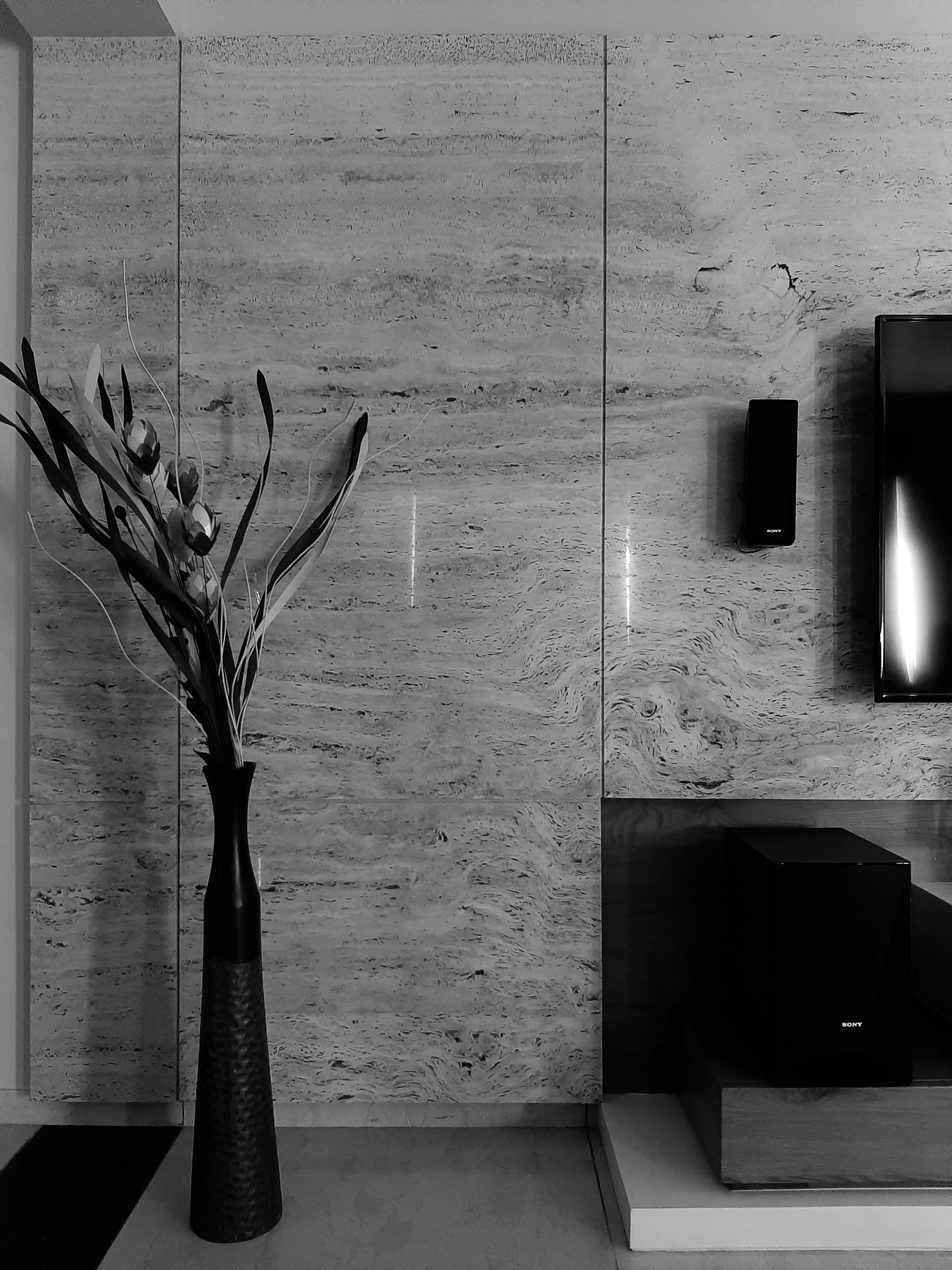 black and white flower vase