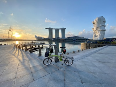 A smiling driver greeting tourists at Singapore’s Marina Bay Sands.