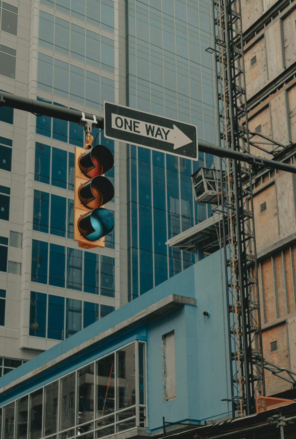 traffic light on red light