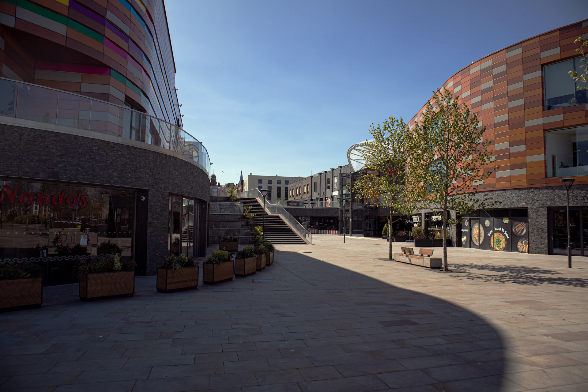 black and white bed linen