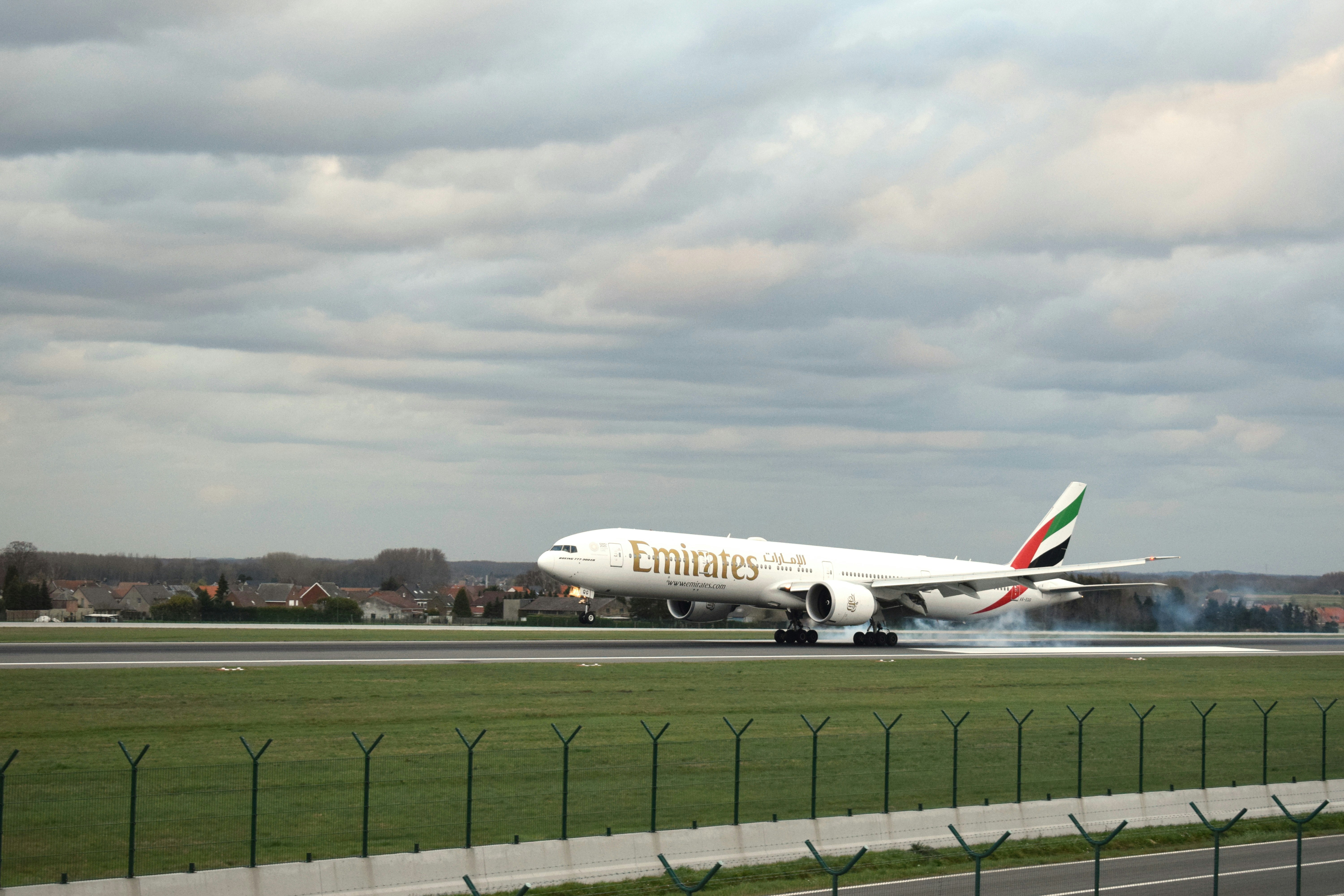 Emirates Boeing 777 Landing at Brussels Airport