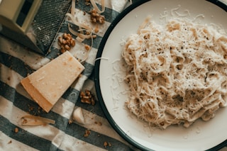 White pesto pasta. Recipe by bonappetit: https://www.youtube.com/watch?v=uPKj_6-ZezQ