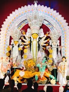 A visual representation of the Mahabharata and Ramayana.