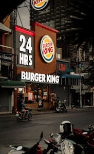 Classic Cheeseburger