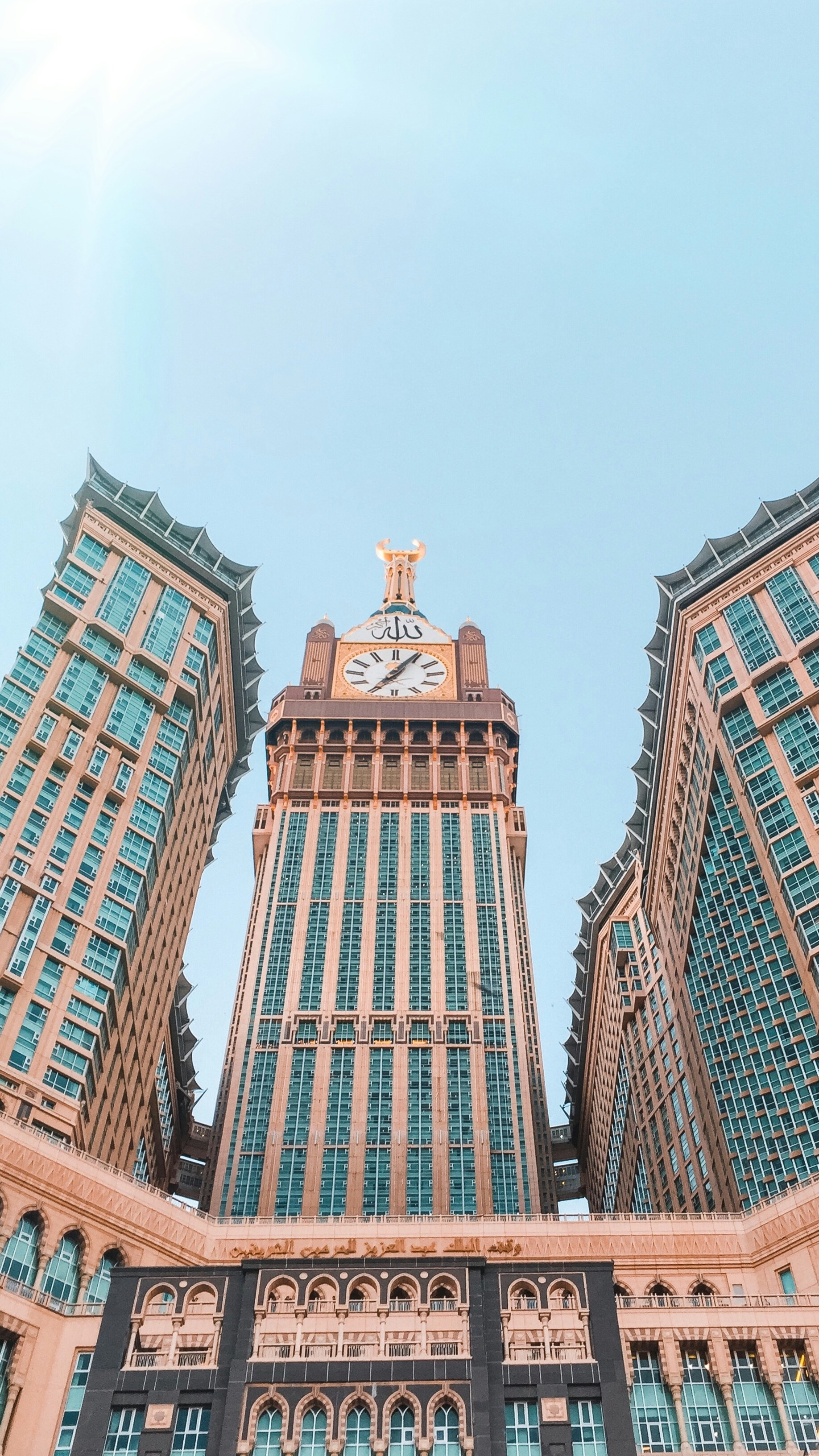 brown and white concrete building
