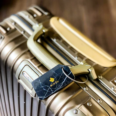 Amazon Basics Valise Cabine à Coque Rigide...