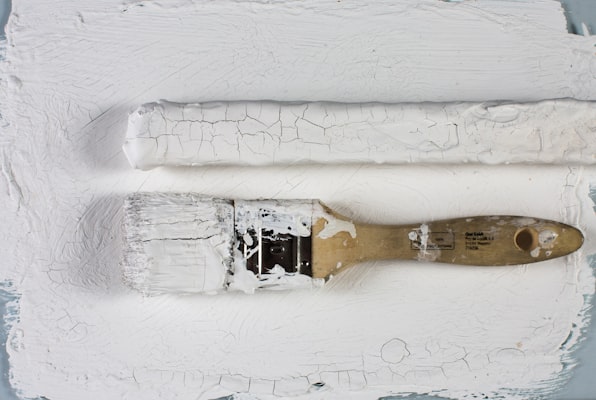 Summer Paint Care Guide — Protecting Your Home Before the Heat Hits