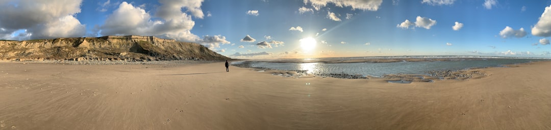 photo of Wissant Beach near Cap Gris-Nez