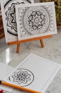 white and black floral table cloth