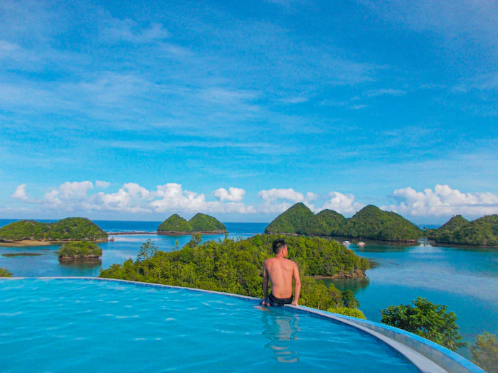 Hotels With Rooftop Pools