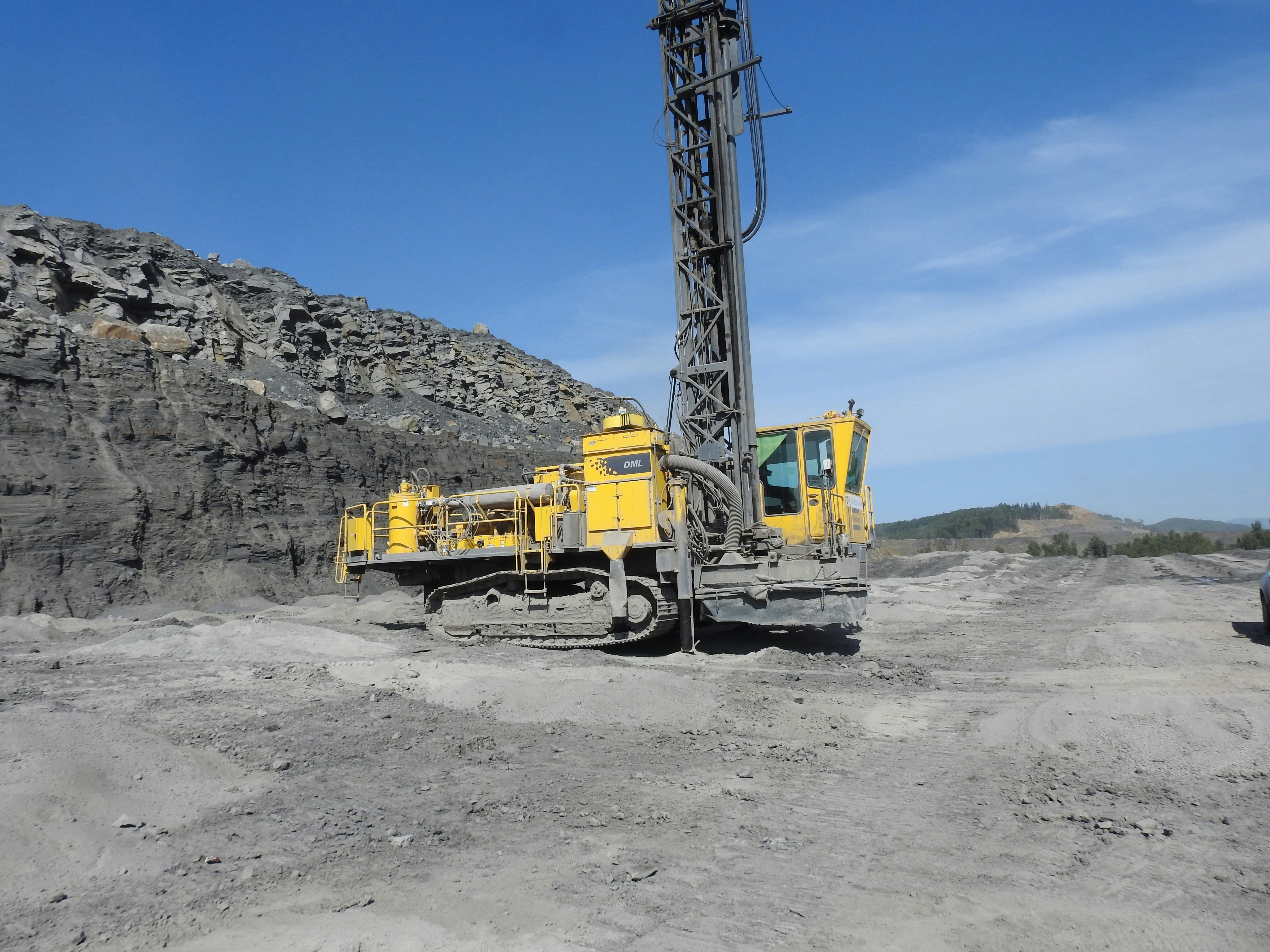 Epiroc's cutting-edge technology in DTH drill rigs