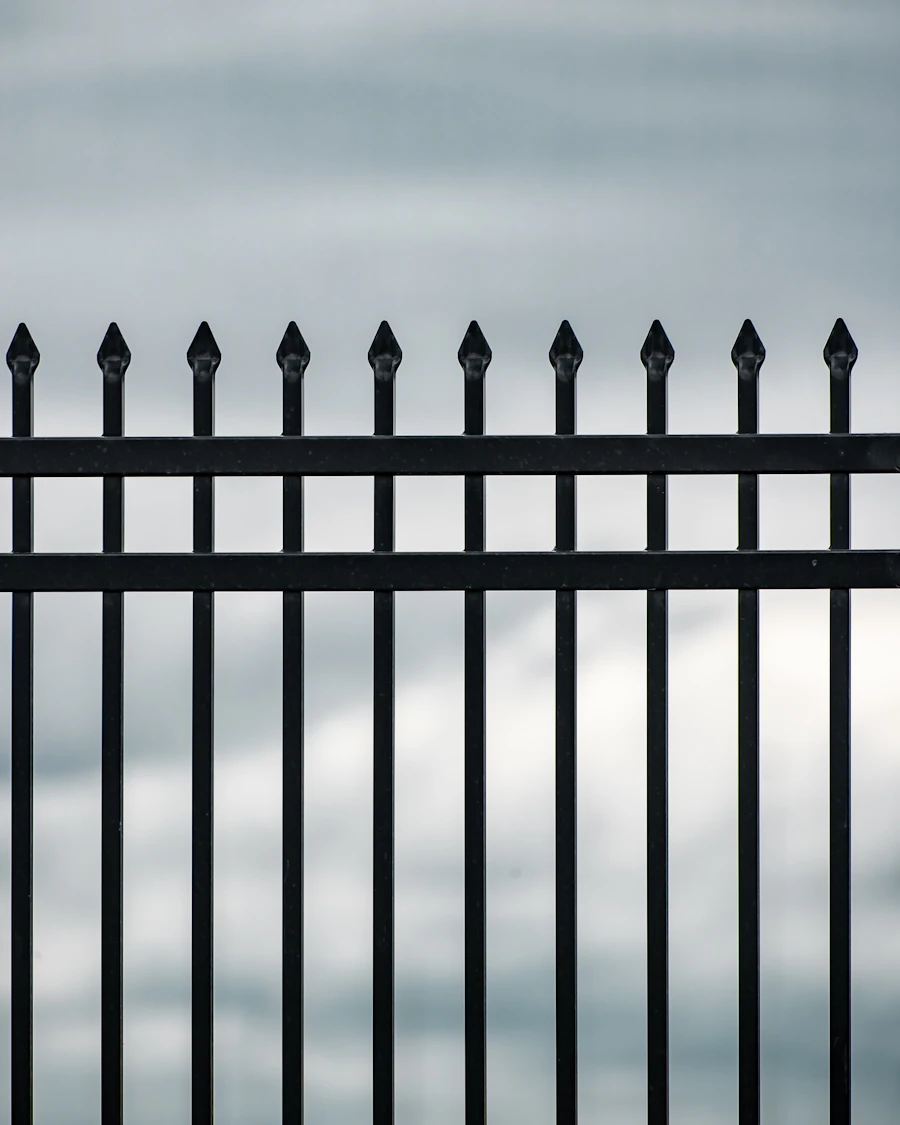 Modern style fencing inspiration
