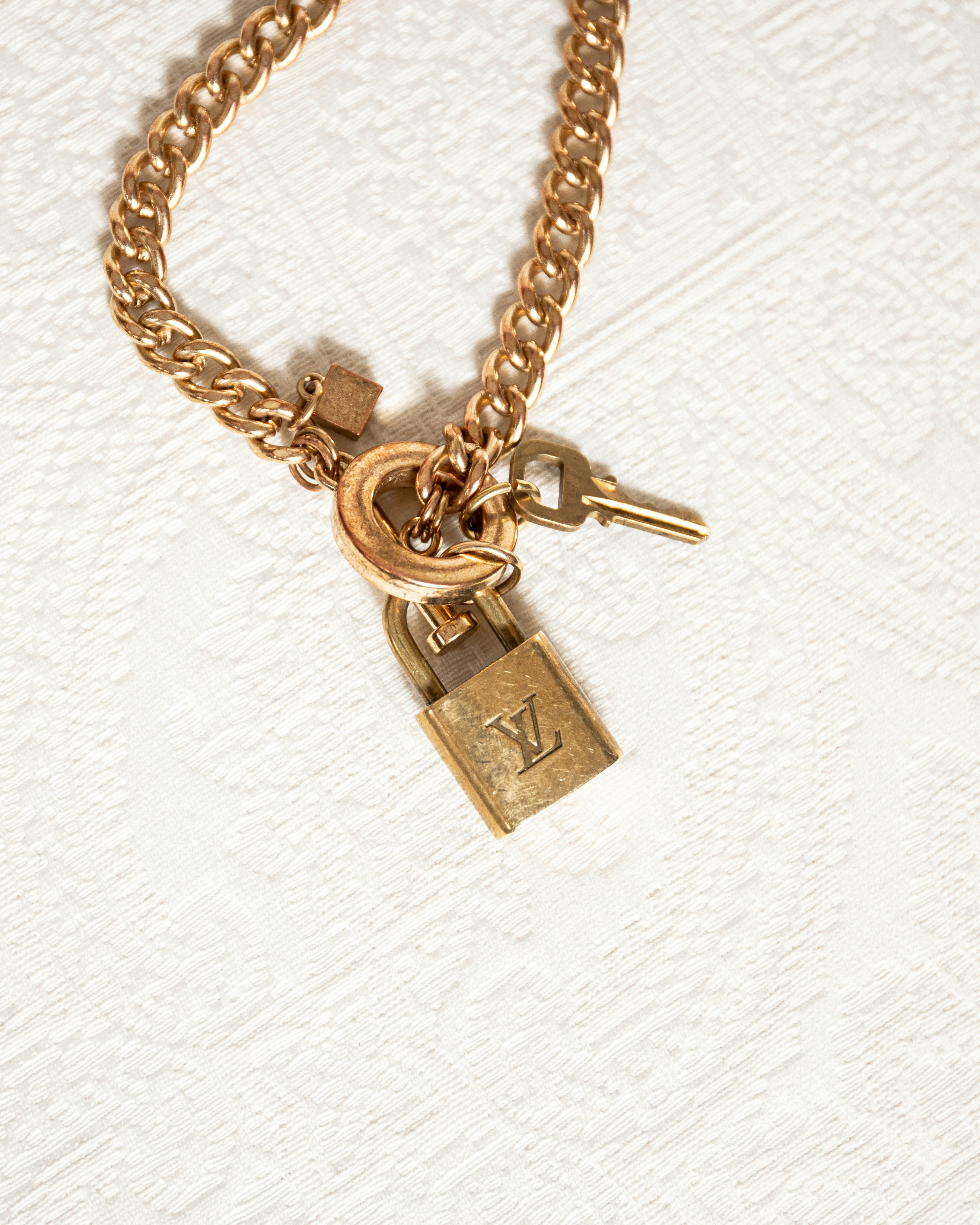 Gold Jewelry Pictures Download Free Images on Unsplash