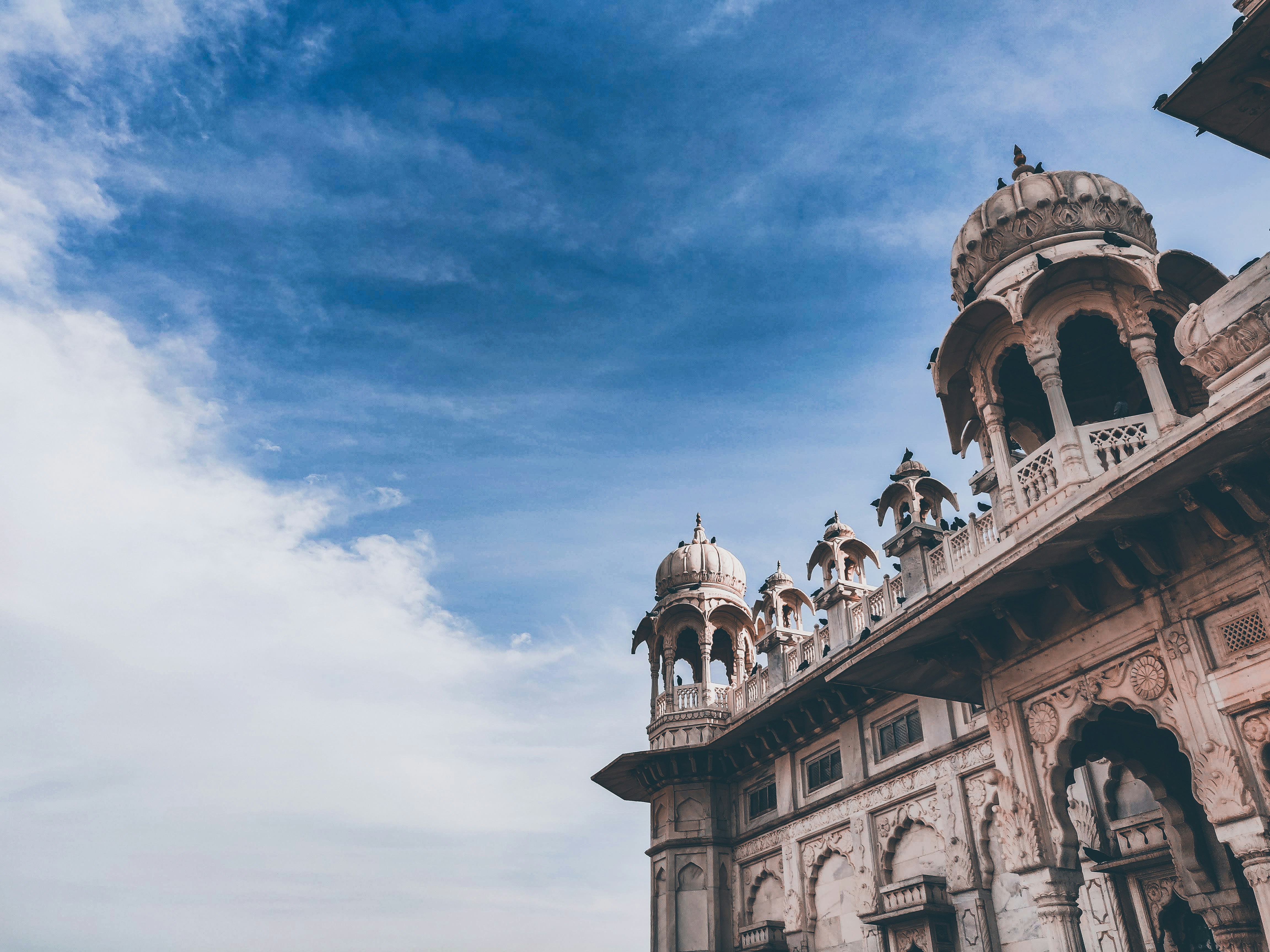 Photo by pablo_eksaubar