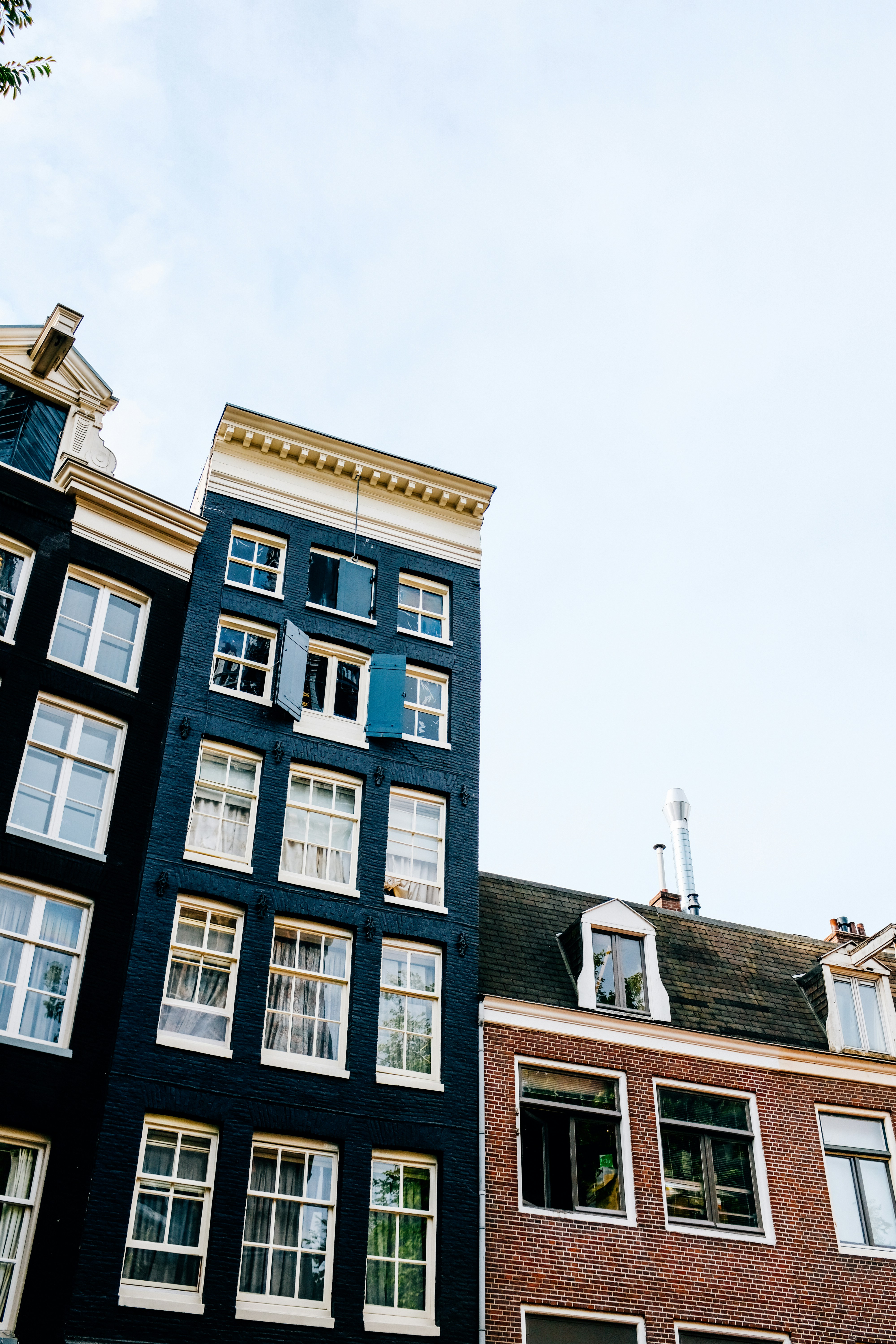 Photo by adrienolichon