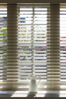 white window blinds during daytime