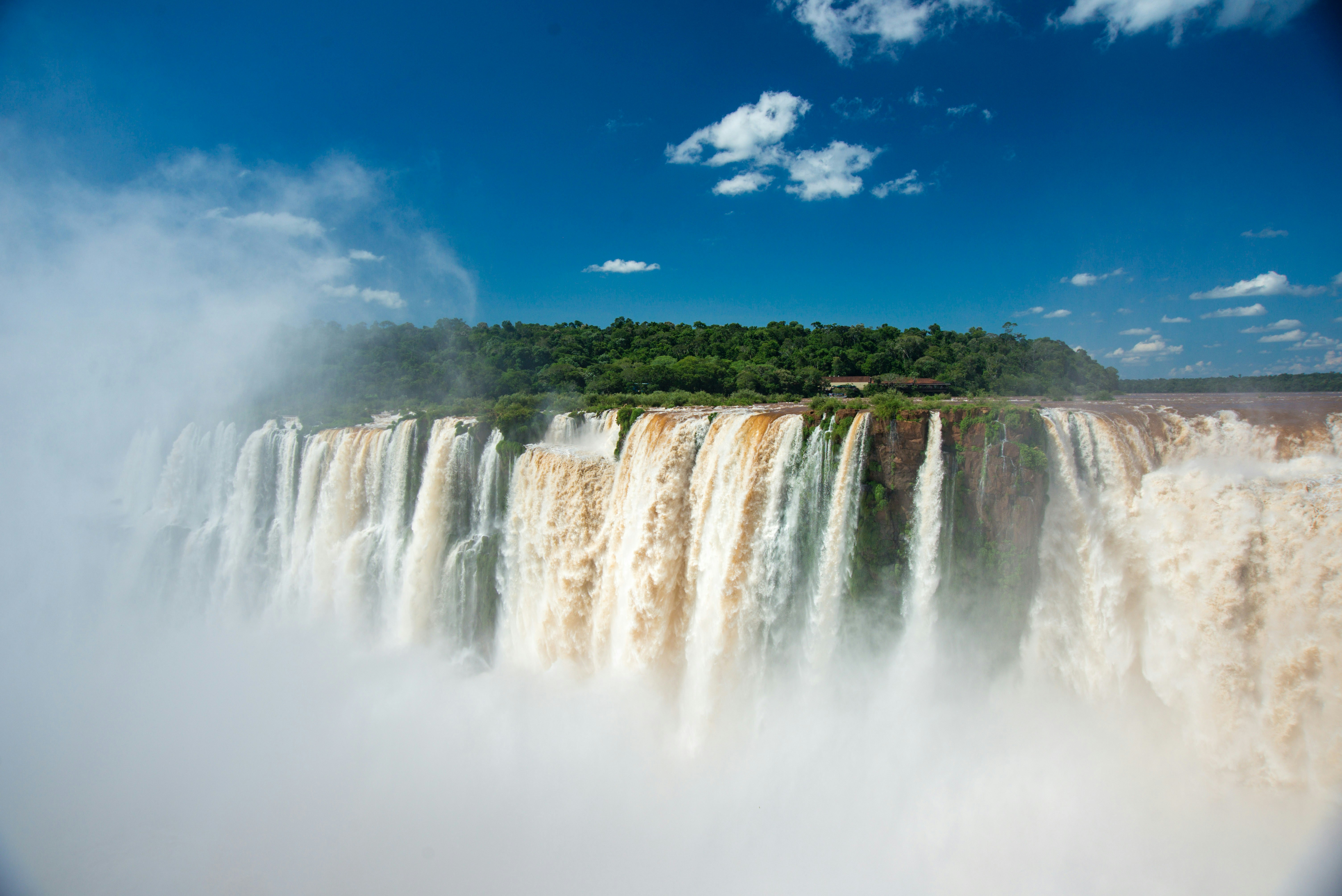  Iguazu Falls