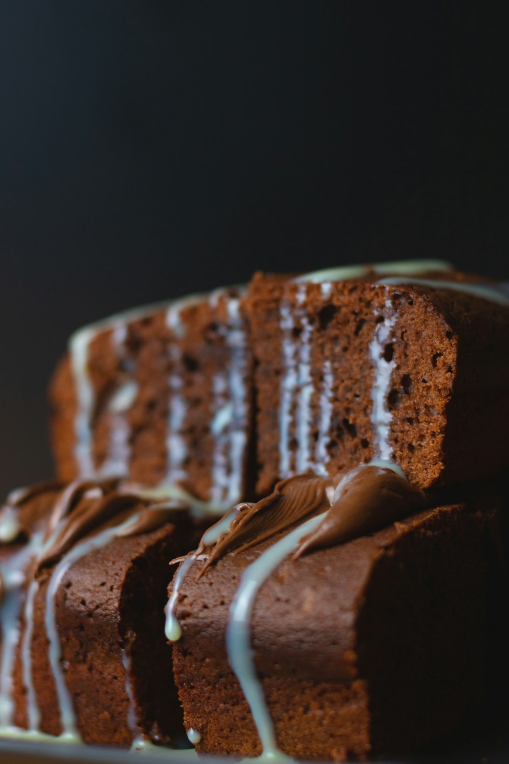brown and white chocolate cake