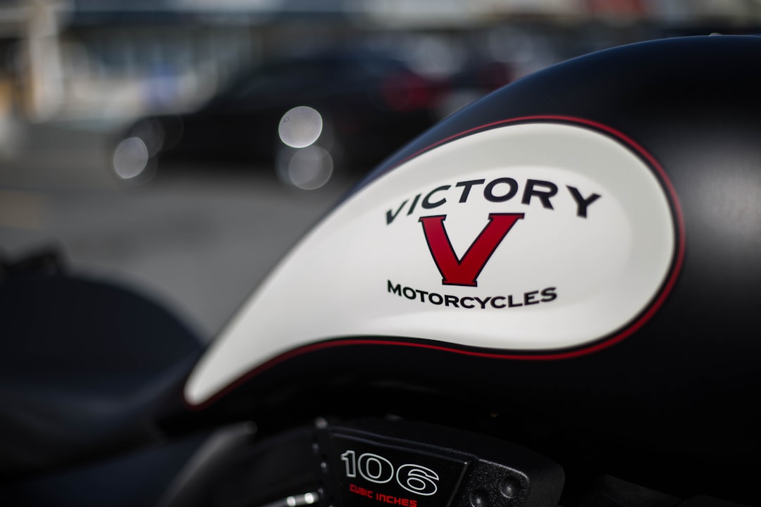 white and black motorcycle helmet