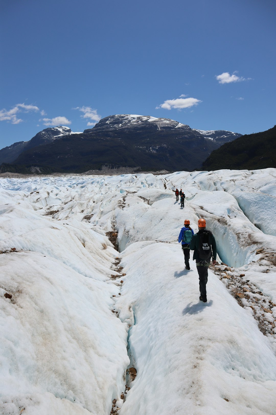 travelers stories about Mountaineering in Glaciar Exploradores, Chile