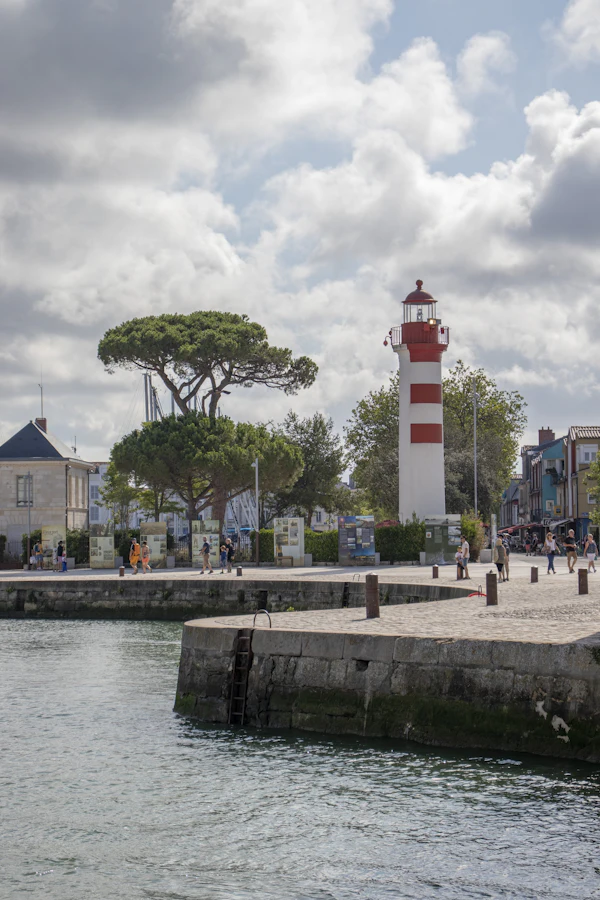 Port de La Rochelle — excursion taxi Cholet