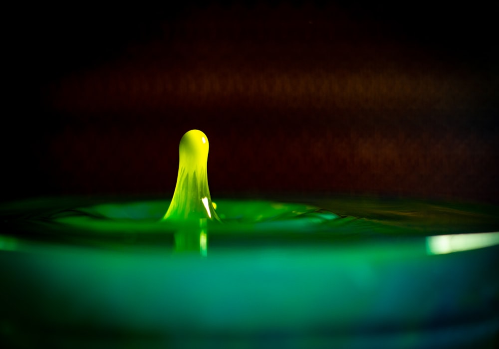 green and yellow light in water