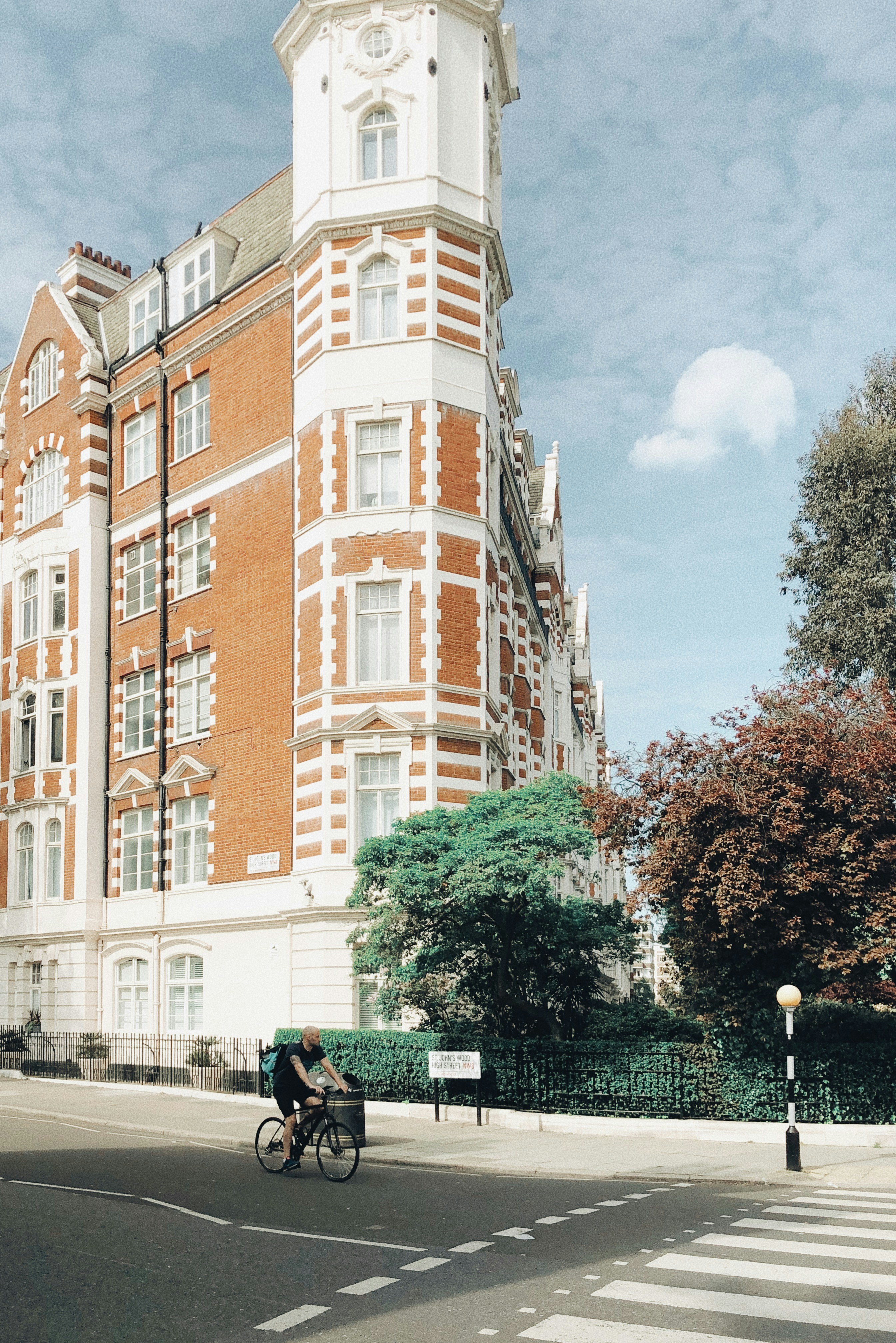 Photo by londonanzhi