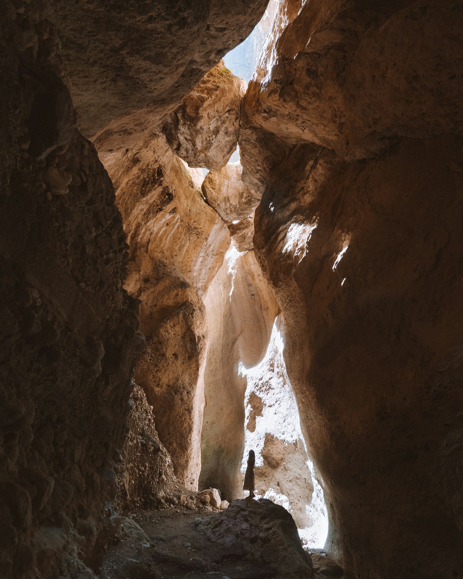 OLYMPUS M.9-18mm F4.0-5.6 sample photo. Brown rock formation during photography