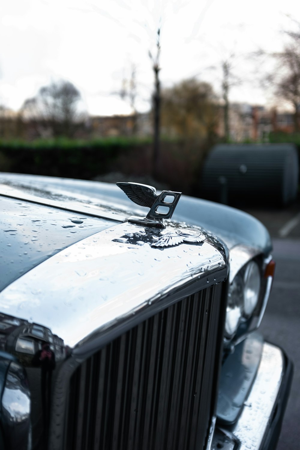 blue car in tilt shift lens