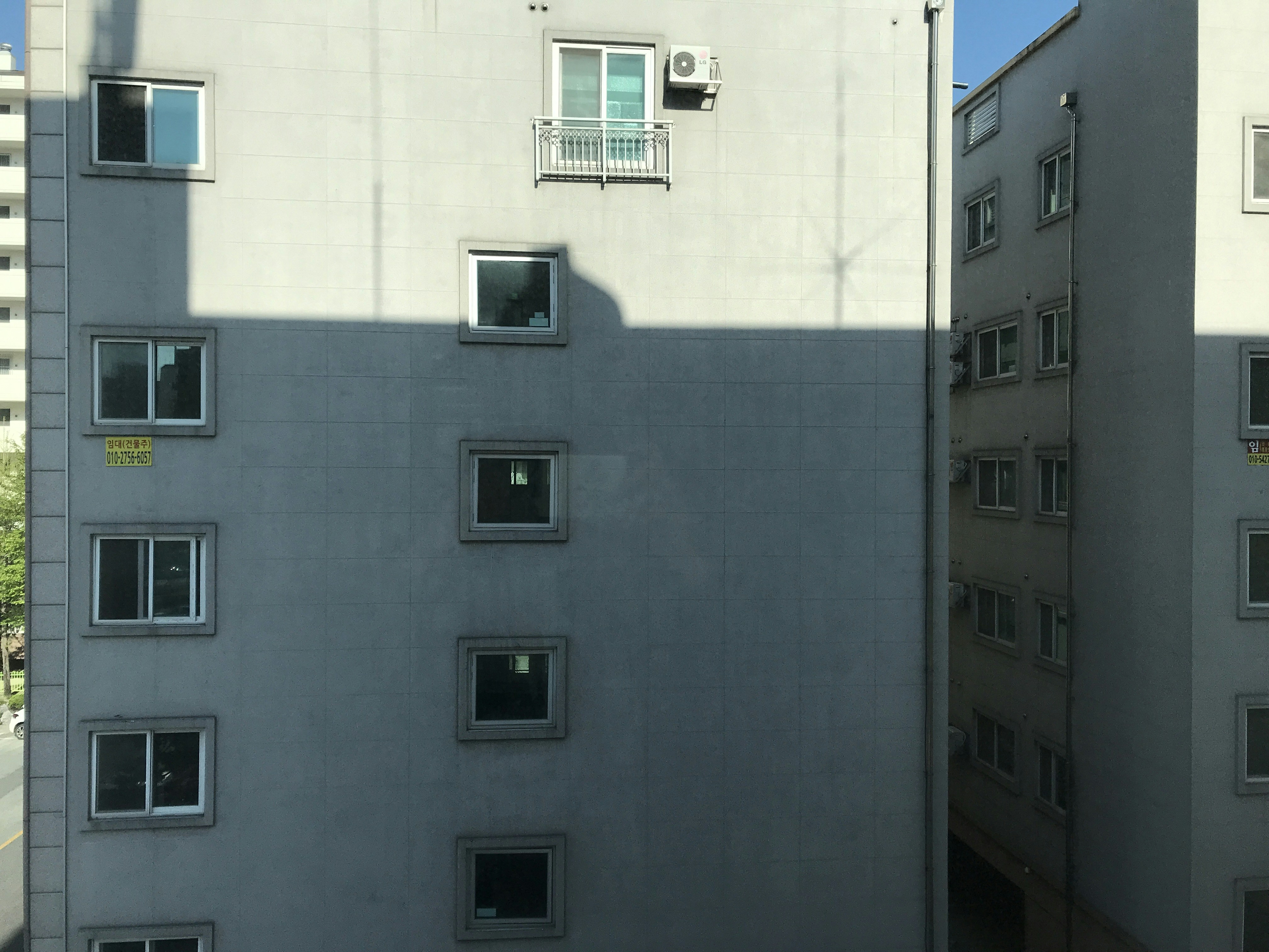 photo-1588077699322-f6dbb14e7487?ixid=M3wxMjA3fDB8MXxzZWFyY2h8MTk5fHxzZW8lMjBtb3olMjByYW5rJTIwY2hlY2tlcnxlbnwwfHx8fDE3Mzk0MDcyODl8MA%5Cu0026ixlib=rb-4.0.3