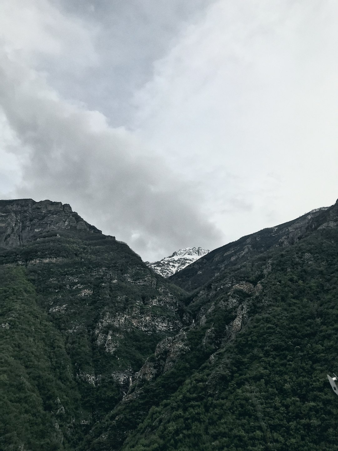 Hill station photo spot Hezar Cham Tochal Peak