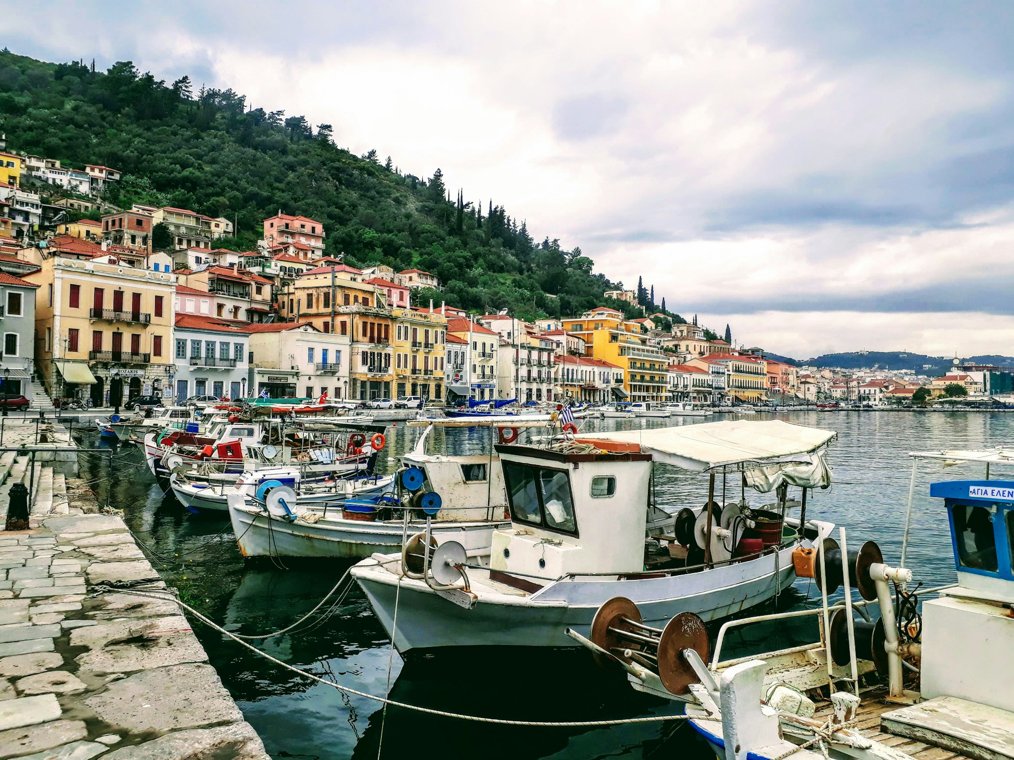 Explore Gythio: A Practical Travel Guide