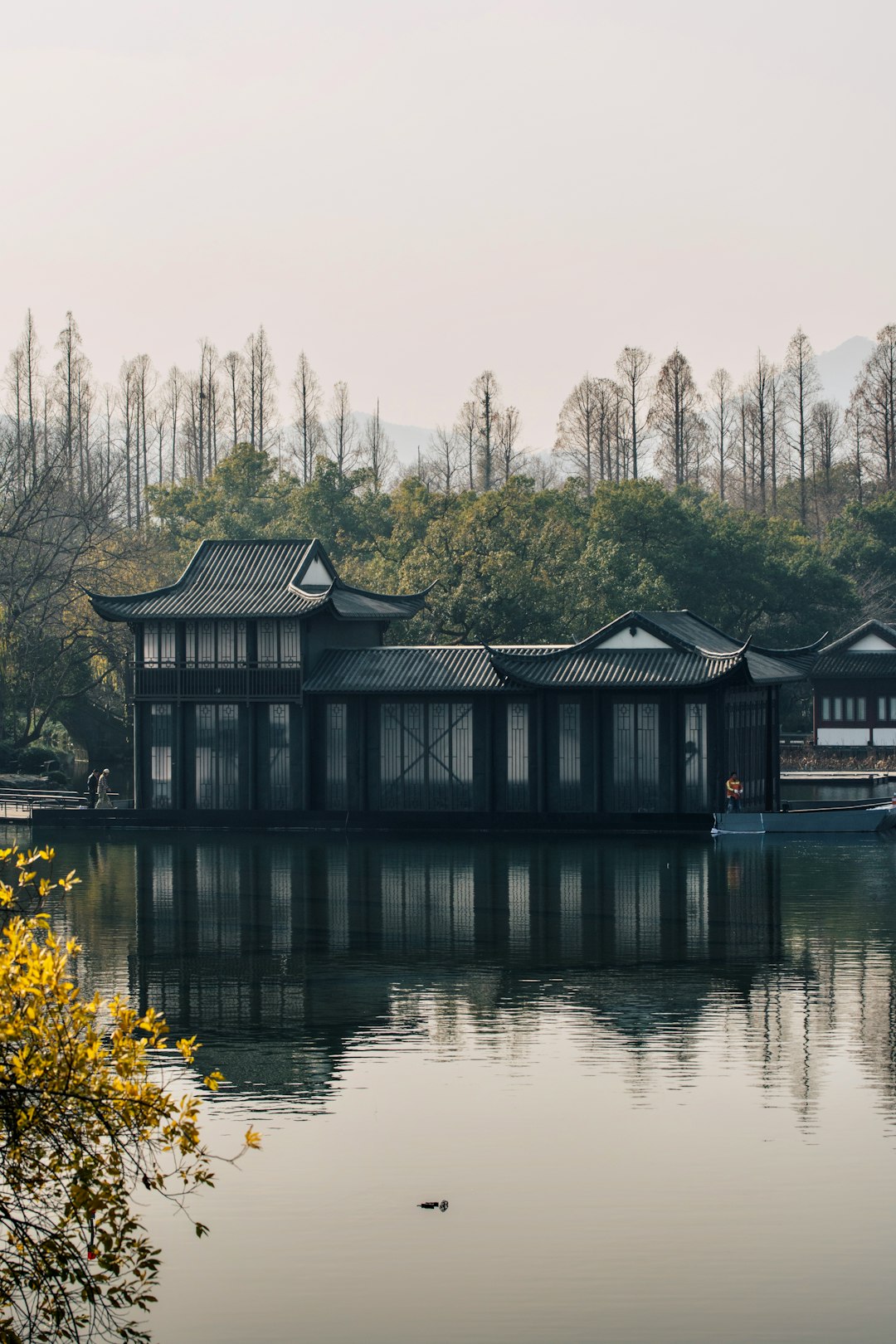 travelers stories about Waterway in Hangzhou, China