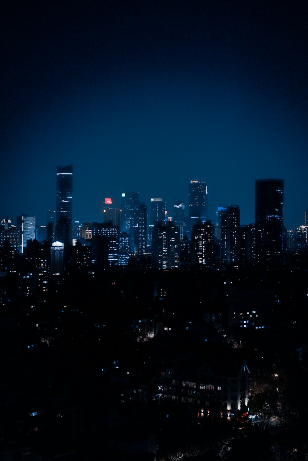 야간의 도시 스카이라인