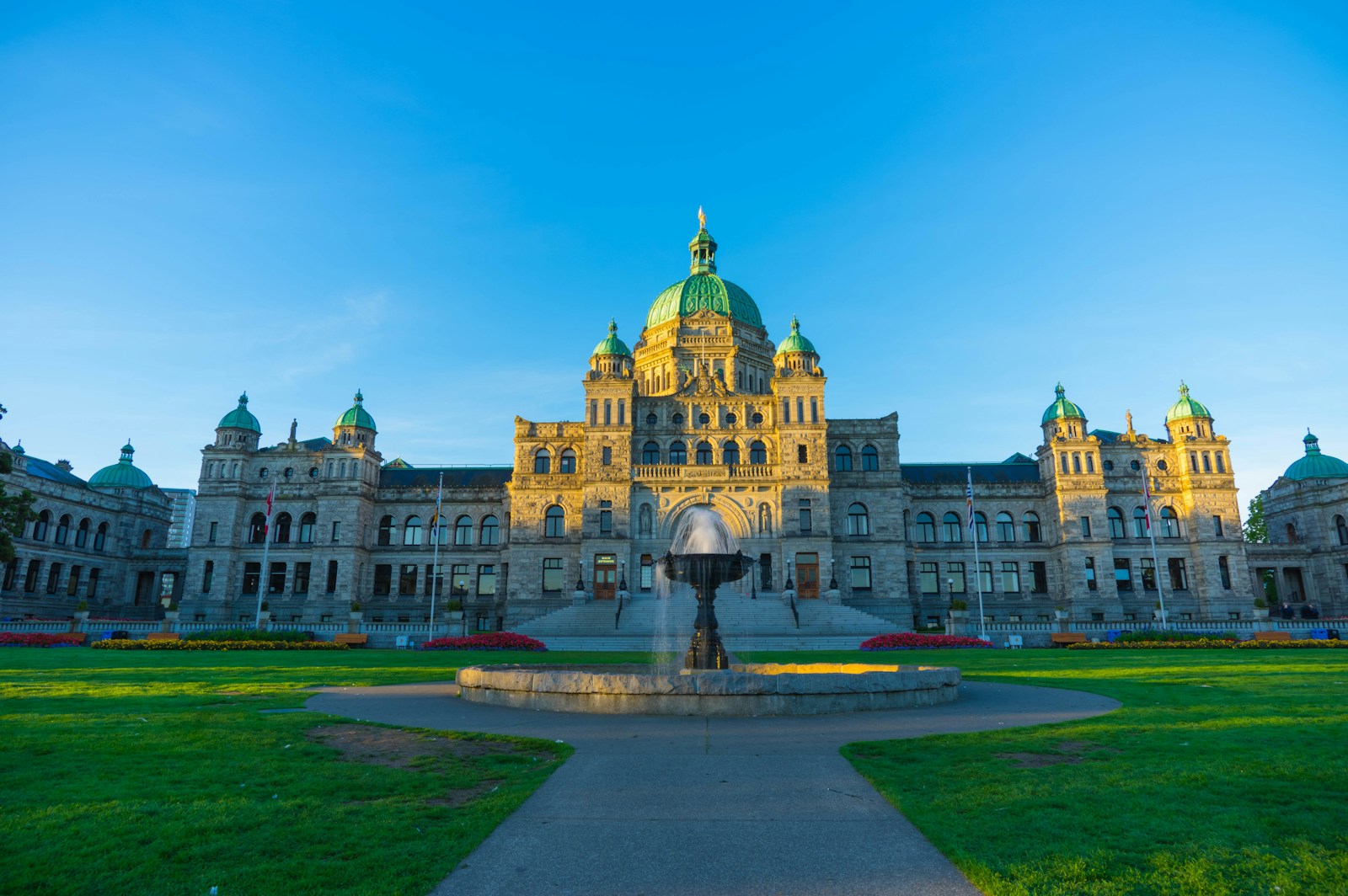 Commentary on the Victoria Real Estate Market Report for May 2024