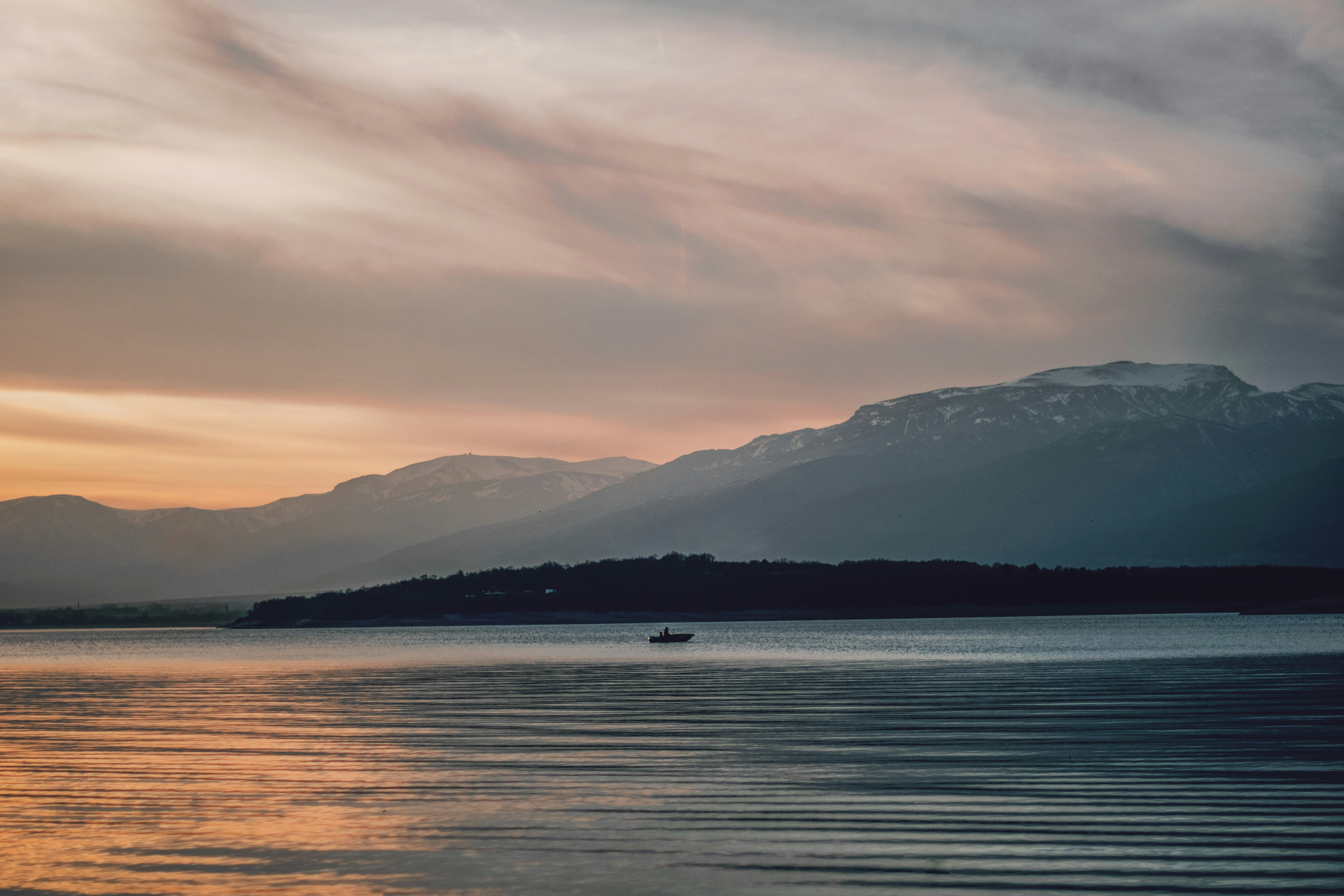 Choose from a curated selection of mountain photos. Always free on Unsplash.