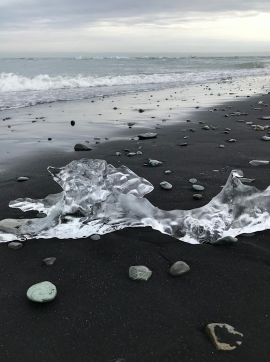 photo of Sveitarfélagið Hornafjörður Beach near Jökulsárlón