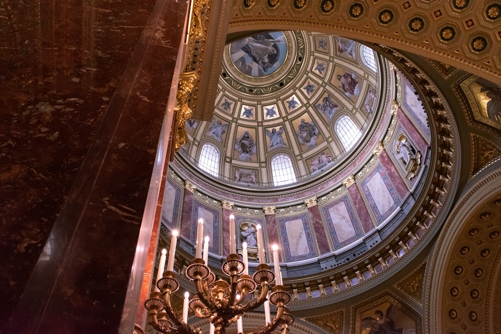 gold and white floral ceiling