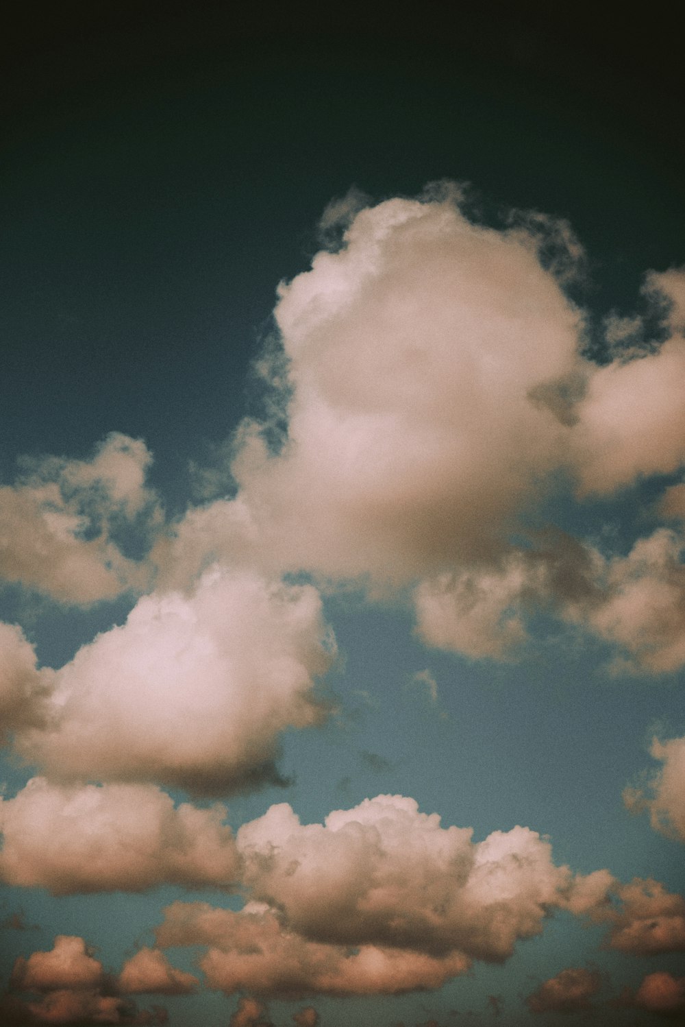 white clouds and blue sky during daytime