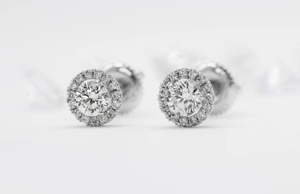 Lumen Half Eternity, Half eternity design