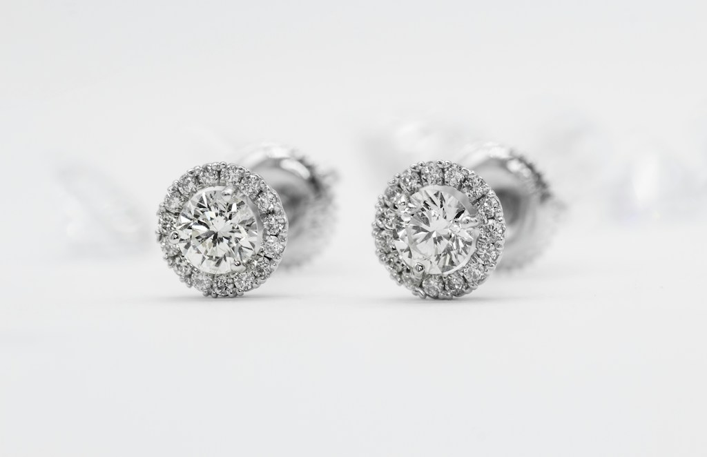 Crystal Light Studs