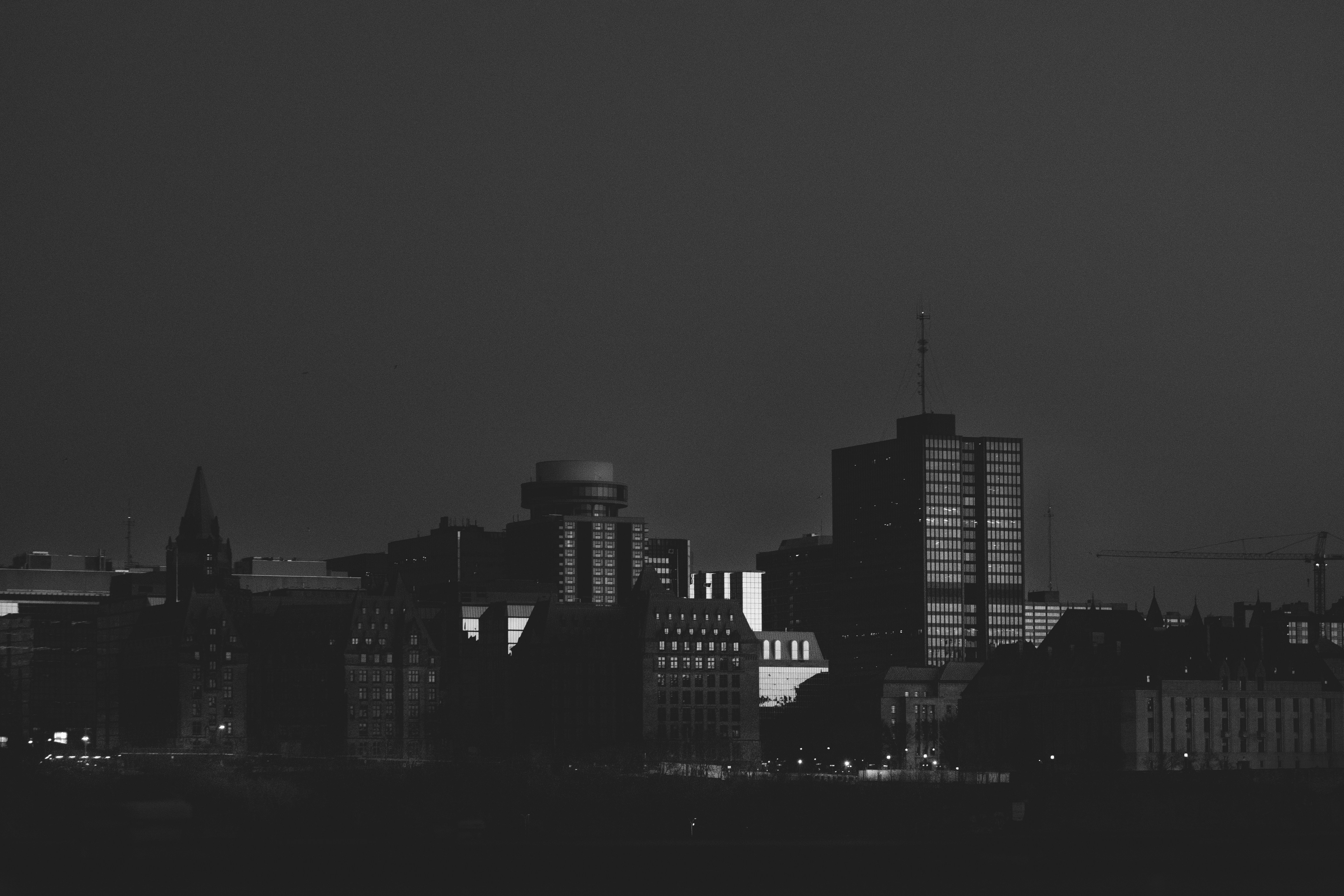 Photo by robbieshots