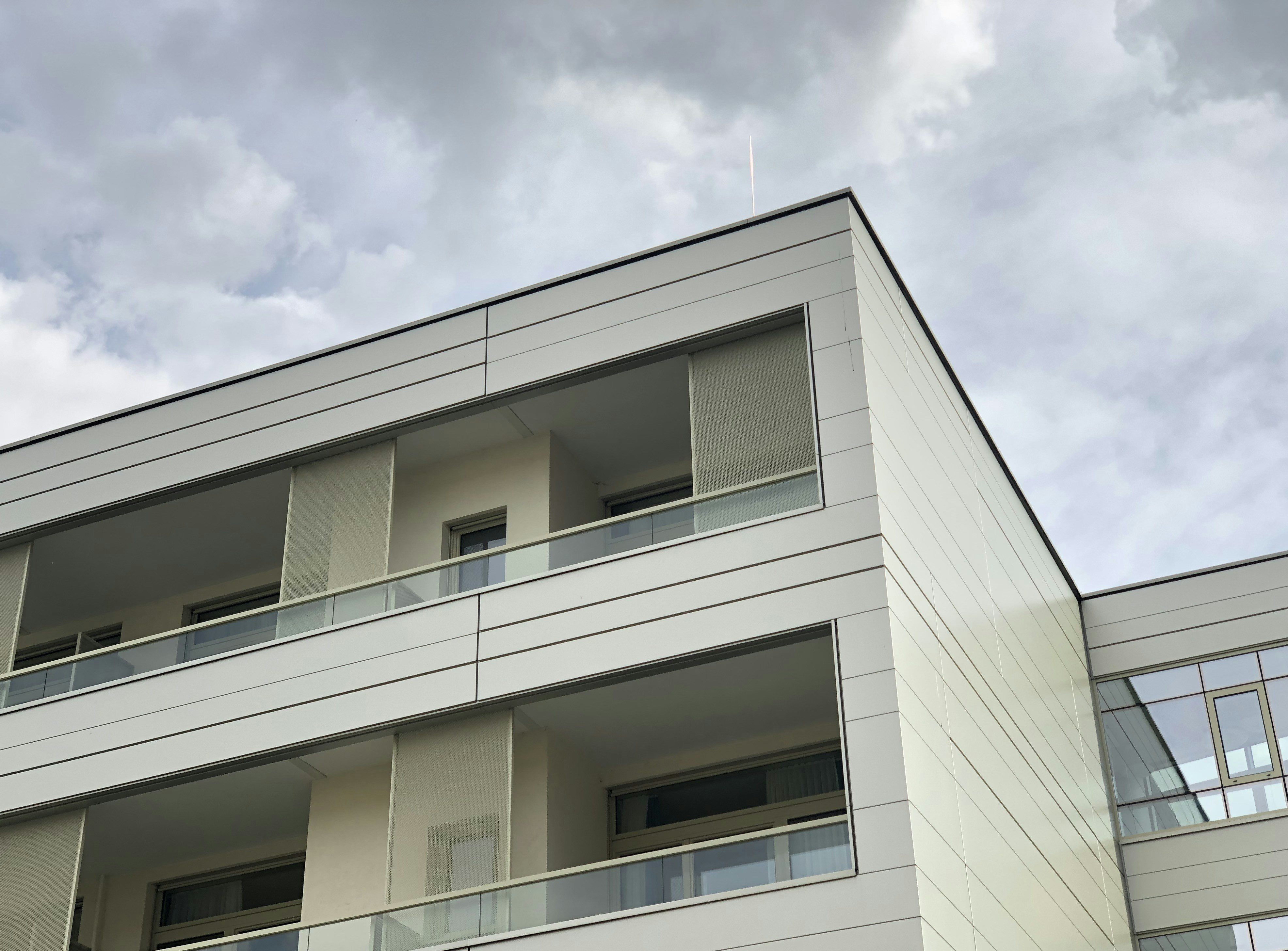 Photo by brutalgeometric