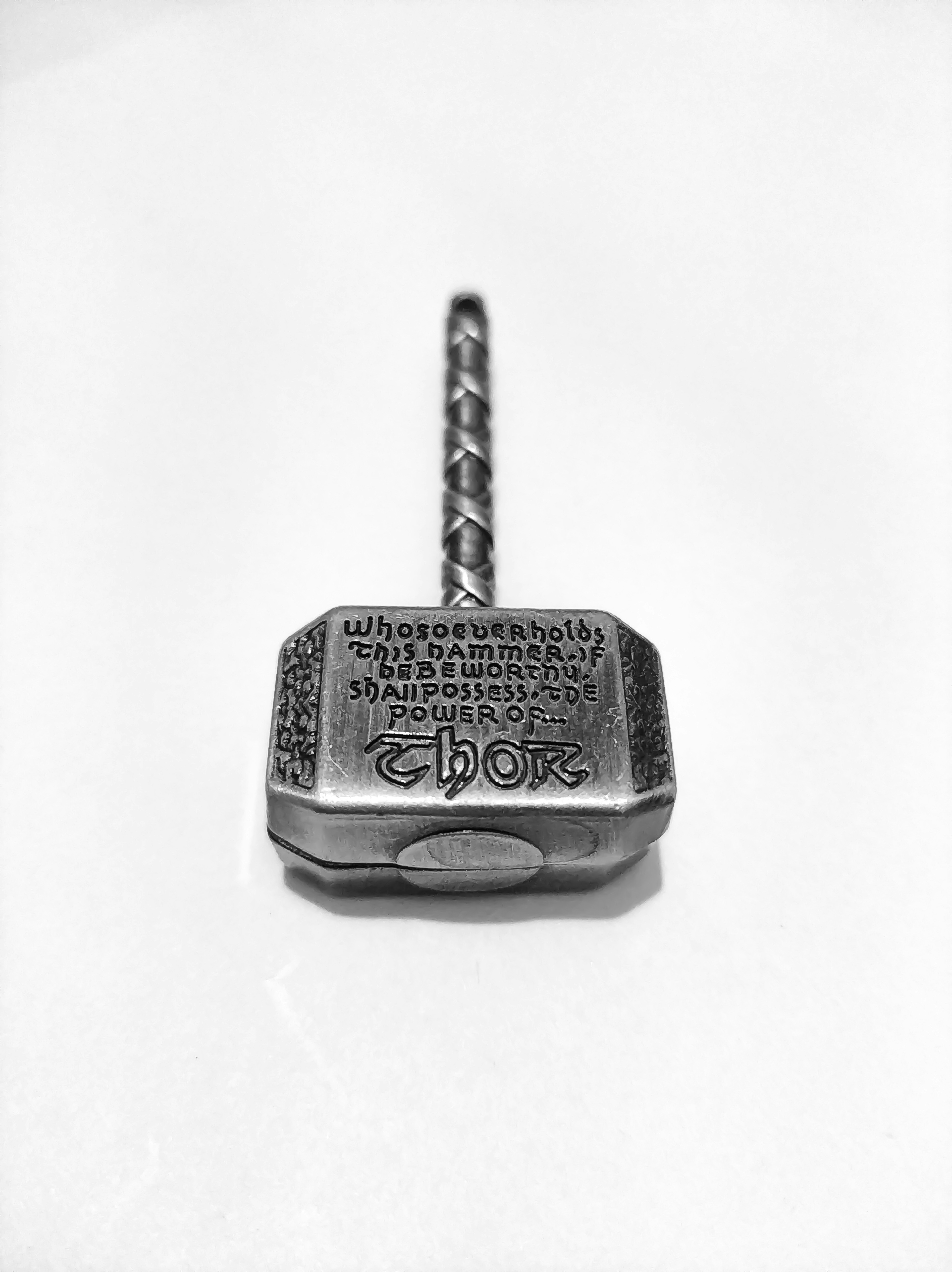 De cómo se perdió el martillo y como Thor lo recuperó.